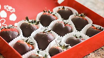 Шоколадови ягодови сърца за Свети Валентин и не само
