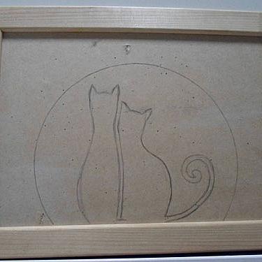                                              След това направете рисунка на две влюбени котета. Ако ви е по-лесно използвайте трафарет или шаблон.
                                             